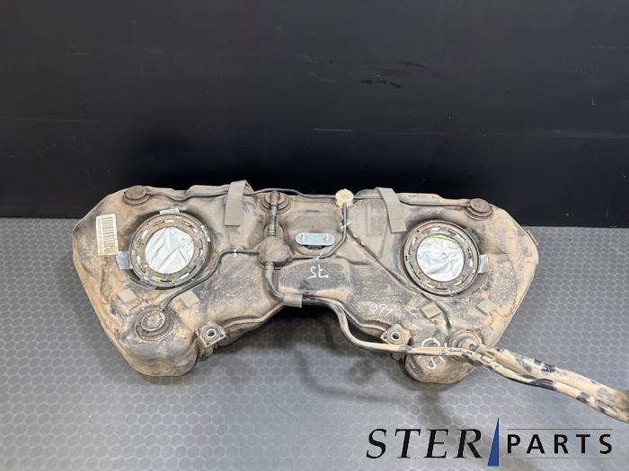 Réservoir de carburant d'un Mercedes C-Klasse, 3 mois de garantie, Utilisé, -, -