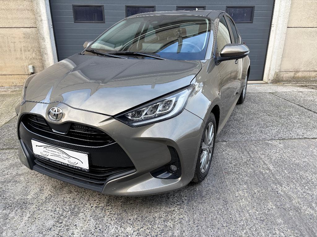 Toyota Yaris 1.5 VVT-i - 01/2024 - 18341km, Auto's, Stof, Bruin, USB, Verlengde garantie