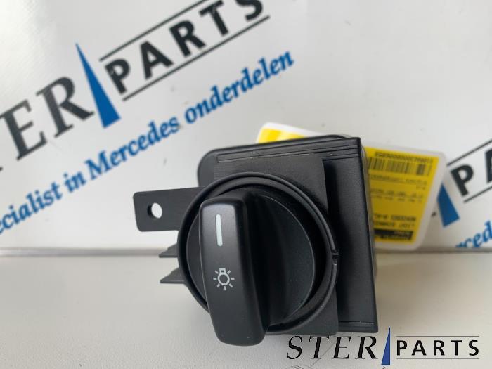 Licht Schakelaar van een Mercedes A-Klasse, Gebruikt, -, Ophalen of Verzenden, -
