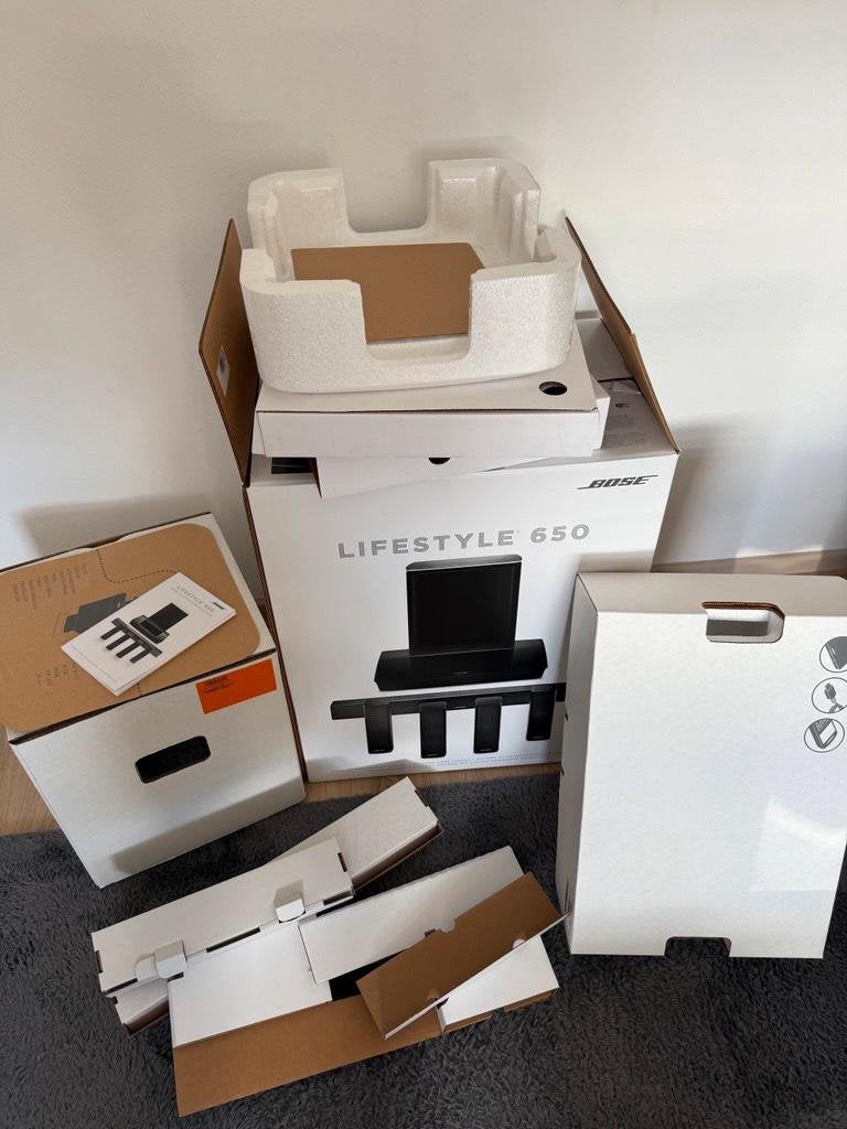 BOSE Lifestyle 650 en 600 • Looking for empty Boxes, Enlèvement ou Envoi, Comme neuf