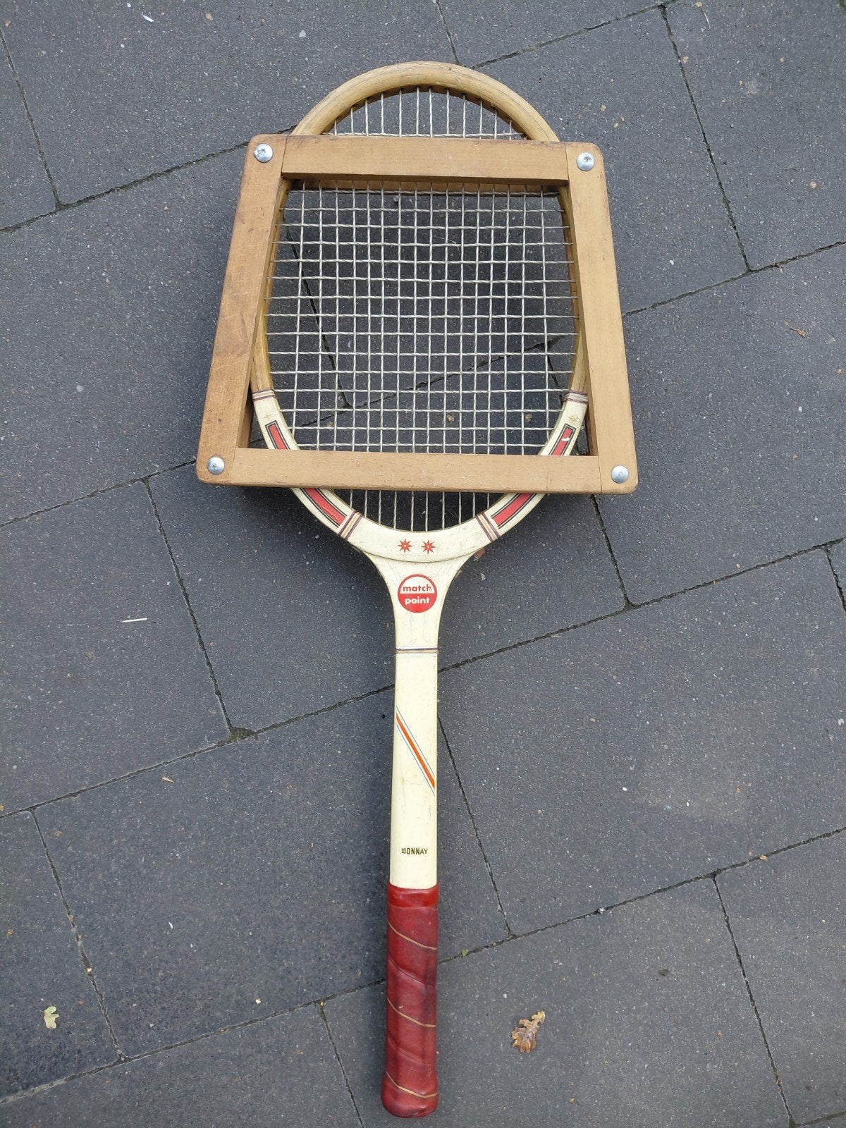 Oude Donnay tennis racket., Sports & Fitness, Tennis, Enlèvement ou Envoi, Utilisé, Raquette, Autres marques