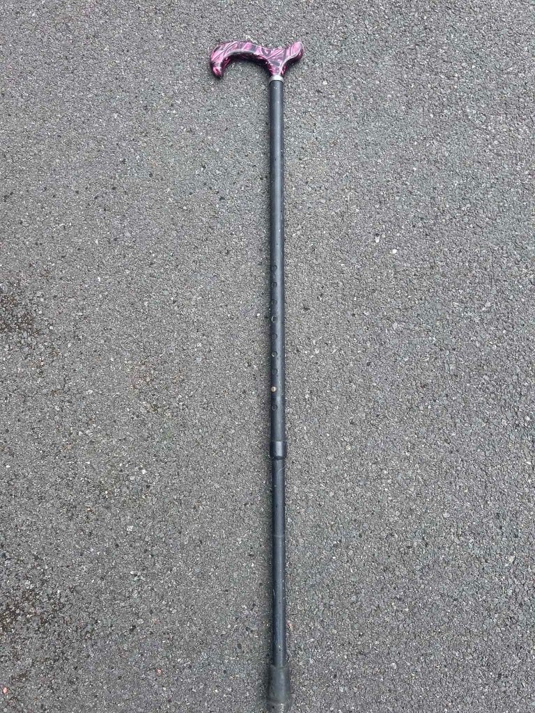 Wandelstok, Ophalen, Zo goed als nieuw