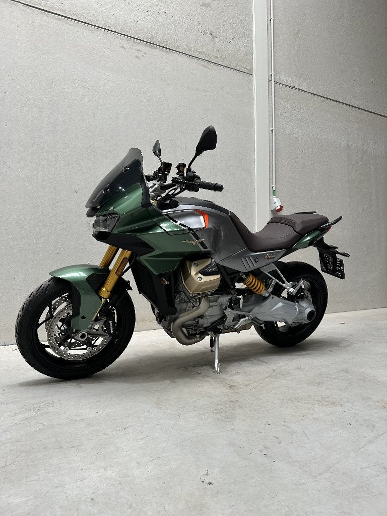 Moto Guzzi, Motoren, 1045 cc, 2 cilinders, Nieuw, Motorrijbewijs A