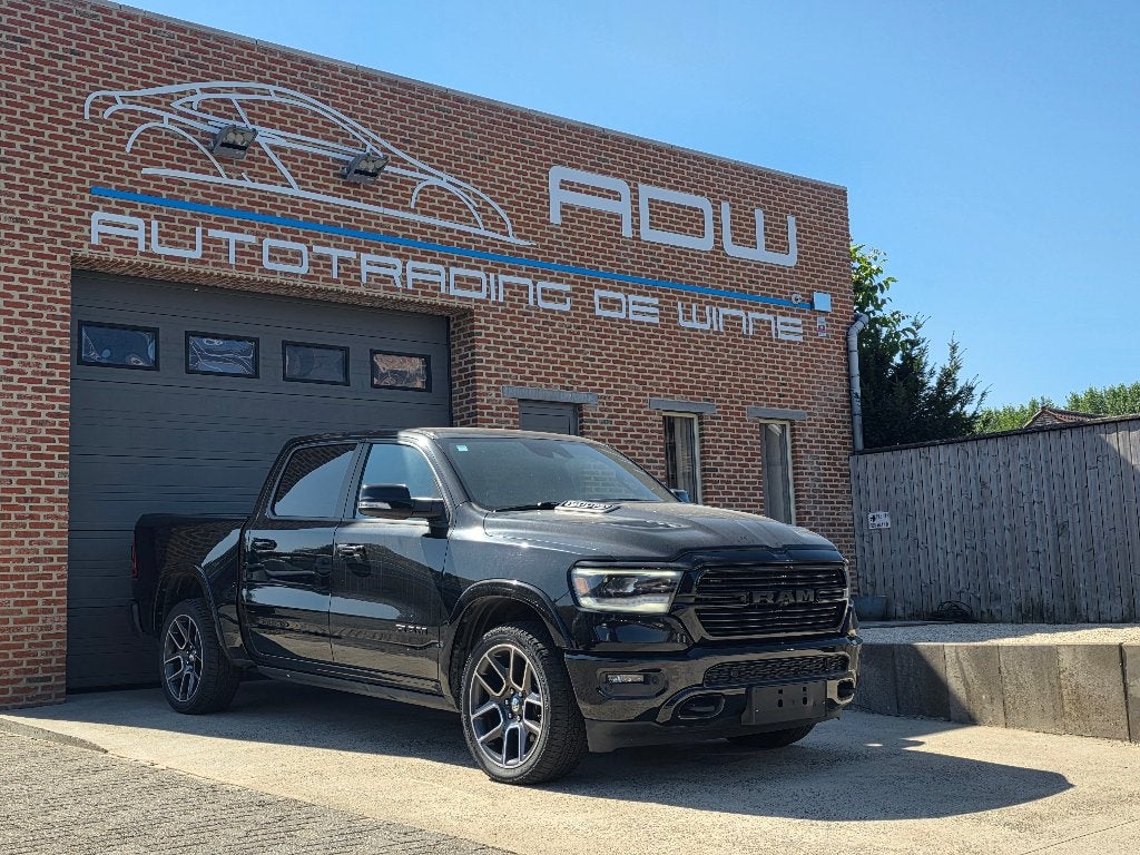 Dodge RAM Laramie - FULL OPTION - 5.7 HEMI V8 - 4X4 - 2019, Auto's, Automaat, 4 deurs, 401 kW, Zwart