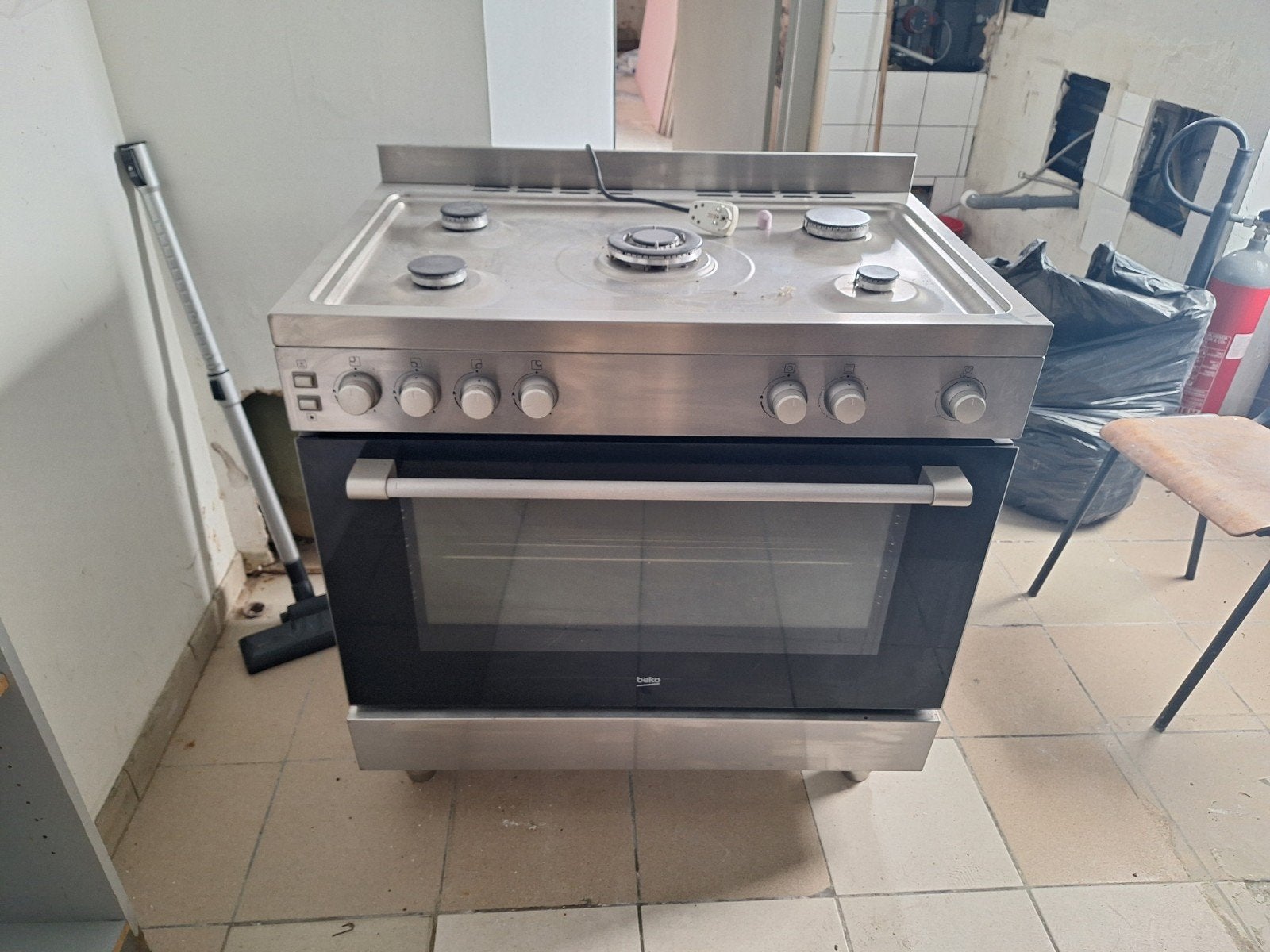 Beko GG15120 DXPR, Electroménager, Cuisinières, Enlèvement