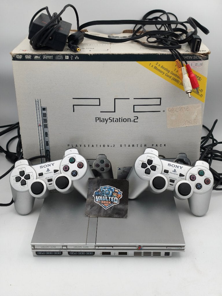 PS2 SLIM SILVER + 2 CONTROLLERS, Games en Spelcomputers, Spelcomputers | Sony PlayStation 2, Met 2 controllers, Refurbished, Ophalen of Verzenden