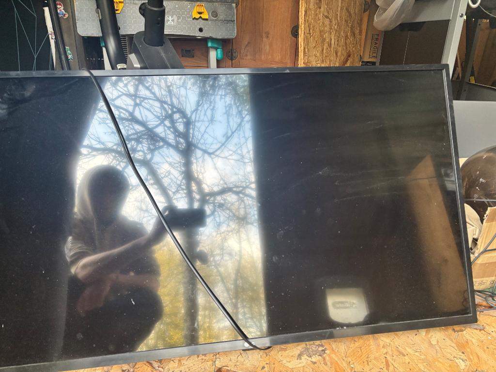 Tv Lg, LED, Enlèvement, Utilisé, Full HD (1080p)