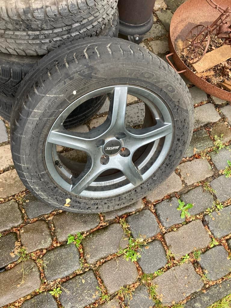 Jantes avec pneus alutec de 16 pouces, Enlèvement