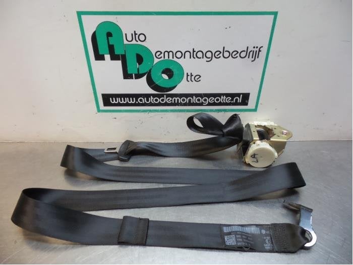 Veiligheidsgordel links-achter van een Volkswagen Golf Plus, Gebruikt, -, Volkswagen, -
