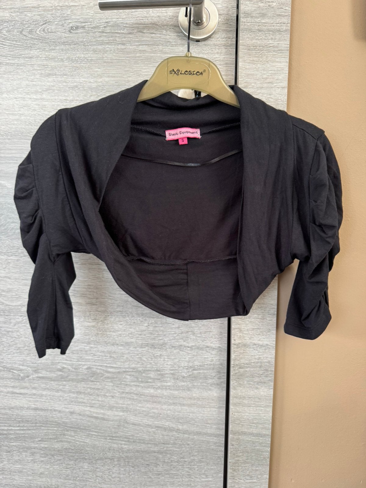 Basic equipment bolero Maat smal Driekwart mouwen, Kleding | Dames, Blouses en Tunieken, Ophalen, Zo goed als nieuw, Maat 36 (S)