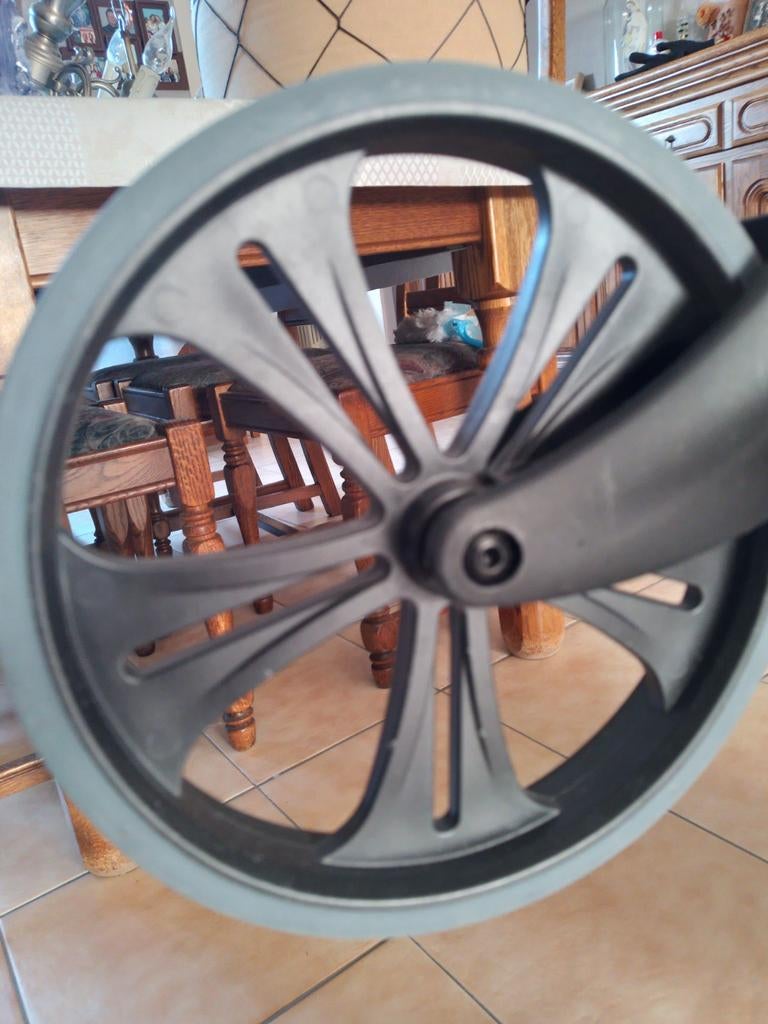 Roues de déambulateur, Enlèvement ou Envoi, Utilisé