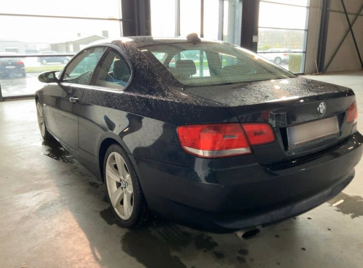 BMW 320i Coupé E90 // AUTOMAAT // LEDER // 9.880€, Automaat, Achterwielaandrijving, Beige, Blauw
