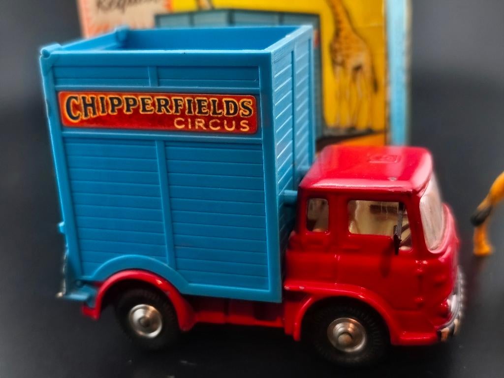 CORGI TOYS UK CHIPPERFIELD  BEDFORD TRANSPORT DE GIRAFE, Hobby & Loisirs créatifs, Enlèvement ou Envoi, Utilisé, Corgi