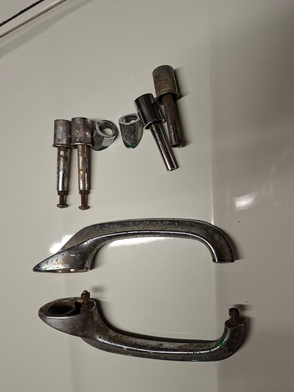 Loquet gauche + droit pour Peugeot 404 cabriolet, Enlèvement ou Envoi, Utilisé, Gauche, Peugeot