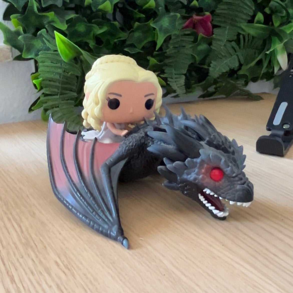 Drogon & Daenarys POP-figuur, Ophalen, Zo goed als nieuw