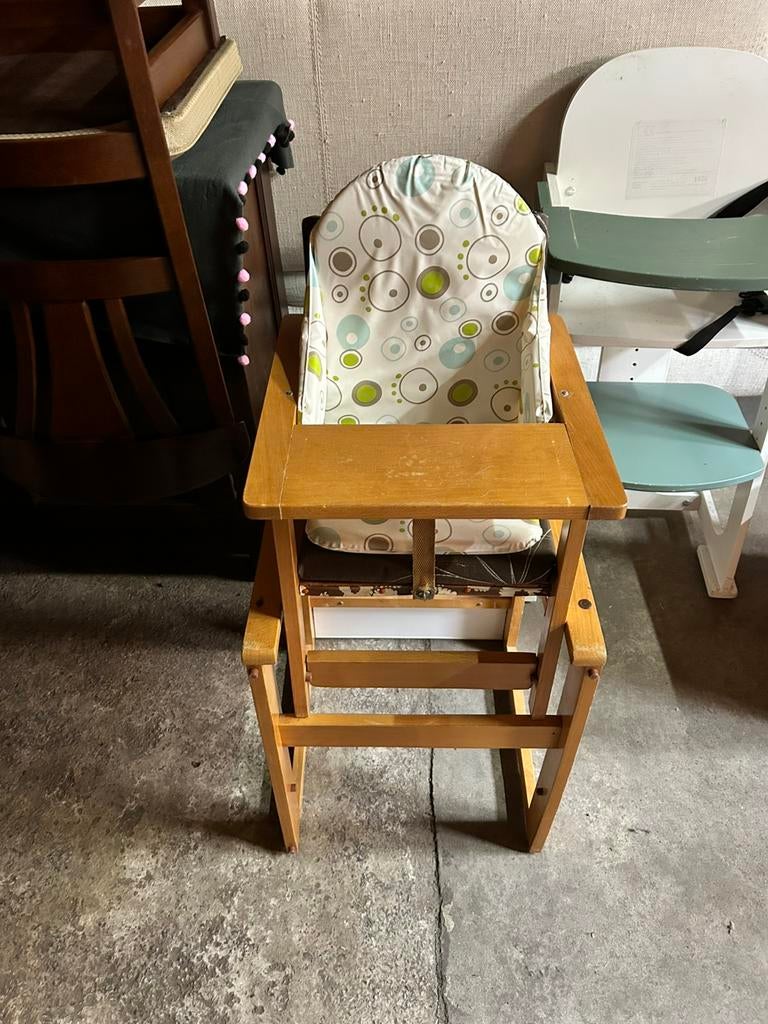 Kinderstoel kan ook opgevormd worden tot stoeltje met tafel, Kinderen en Baby's, Ophalen, Gebruikt