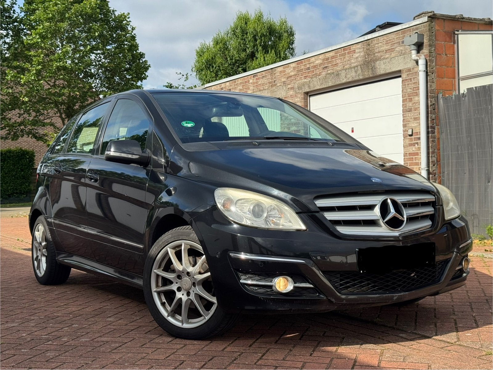 B200/CHAUFFAGE DES SIÈGES/CUIR/CAPTEURS/AUTOMATIQUE/ESSENCE, Autos, Mercedes-Benz, Cuir, Achat, Euro 6, 5 places