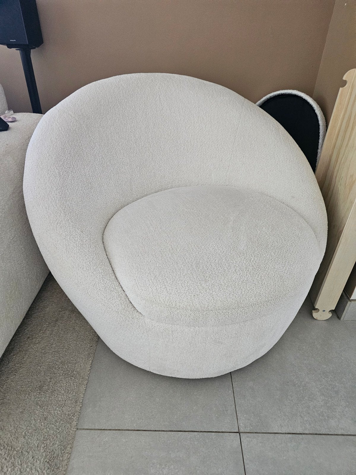 Boucle zetel van Juntoo, Ophalen