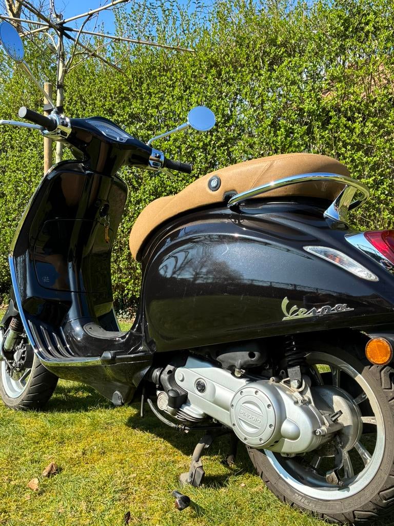Perfect onderhouden Vespa, Ophalen, Zo goed als nieuw, Vespa