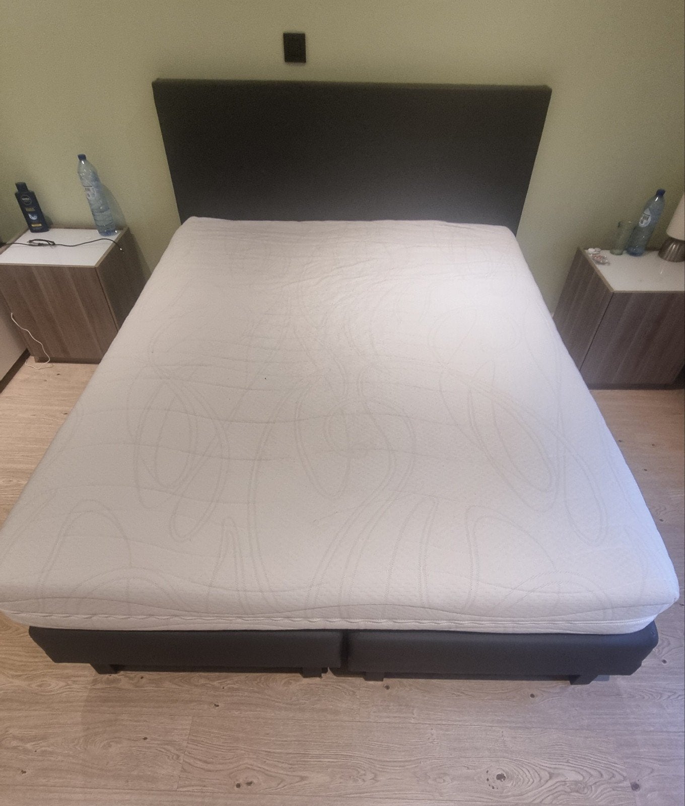 Boxsping bed met matras 160x200, Ophalen, Zo goed als nieuw, Tweepersoons