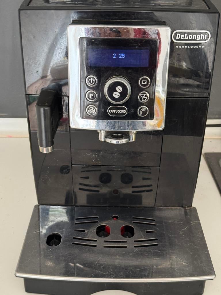 Delonghi cappuccino, Réservoir d'eau amovible, Café en grains, Combiné, Comme neuf