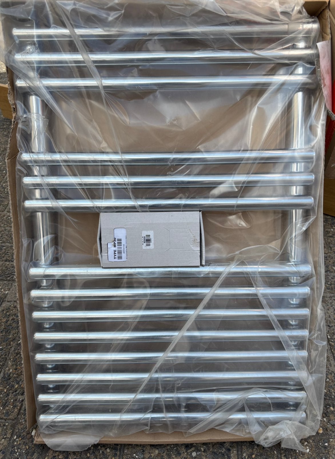 Chrome sierradiator, Doe-het-zelf en Bouw, Verwarming en Radiatoren, Ophalen, Nieuw, Radiator