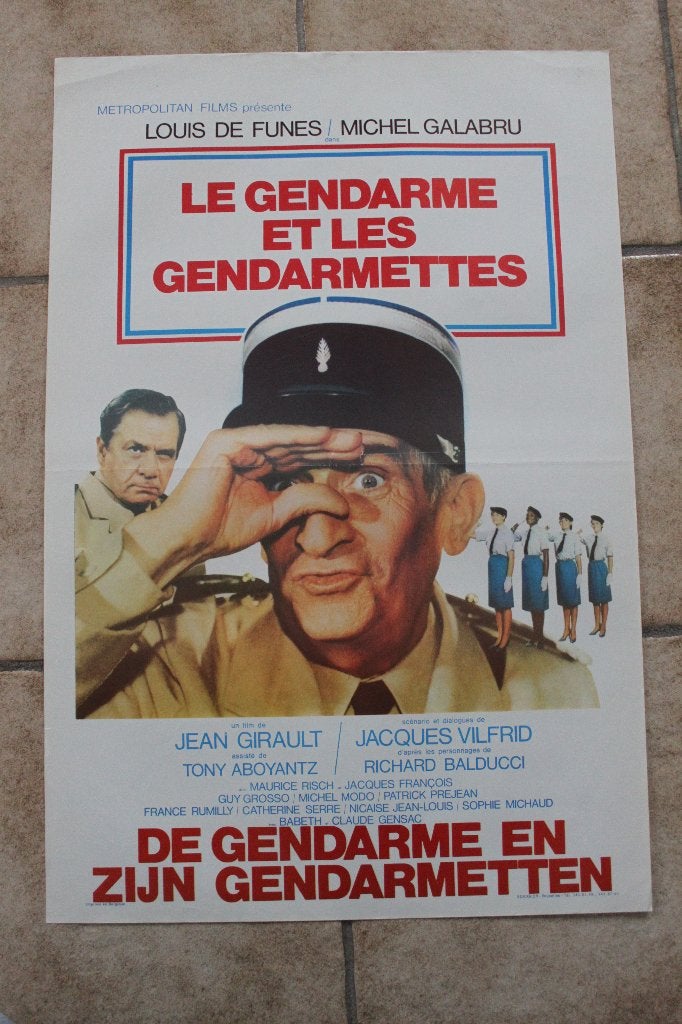 filmaffiche Louis De Funes Gendarme gendarmettes filmposter, Verzamelen, Posters, Zo goed als nieuw, Film en Tv, A1 t/m A3, Rechthoekig Staand