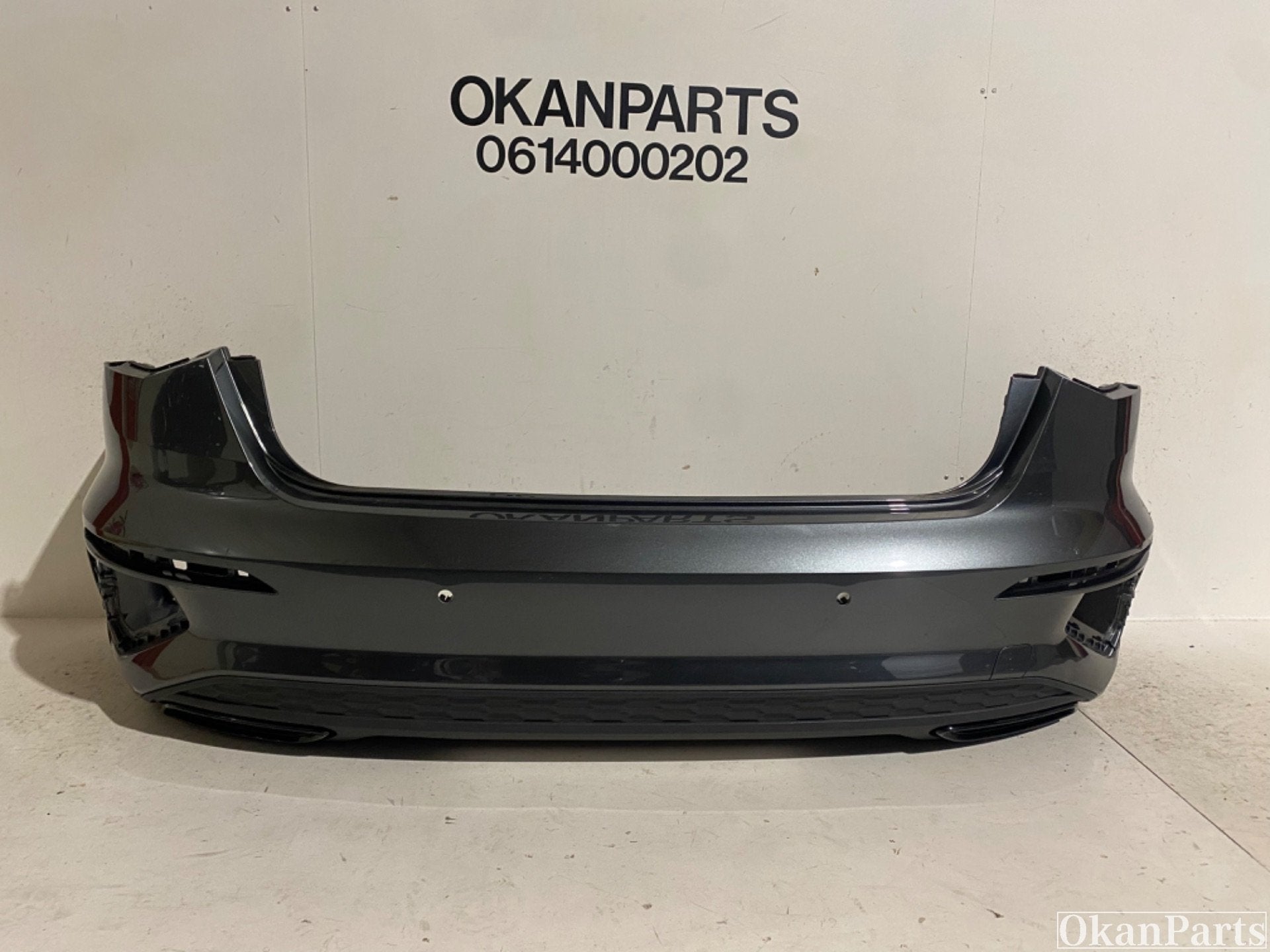 Audi A3 S-Line Sedan Achterbumper 8Y5807521B, Auto-onderdelen, Info@fabrikant.eu, Fabrikantstraat 1
1000 AA  Amsterdam, NL, Achter