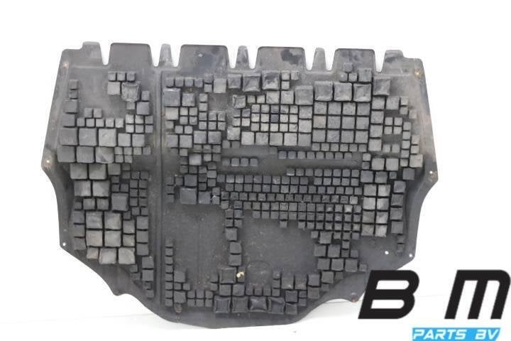 Motoronderplaat Seat Ibiza 6L 6Q0825237P, Auto-onderdelen, Carrosserie, Gebruikt
