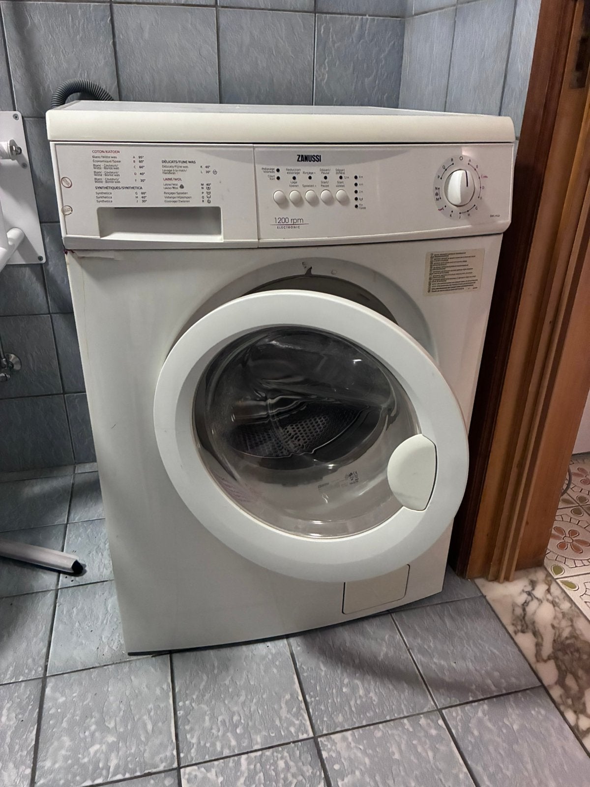 Wasmachien Zanussi, Elektronische apparatuur, Wasmachines, Ophalen, Zo goed als nieuw