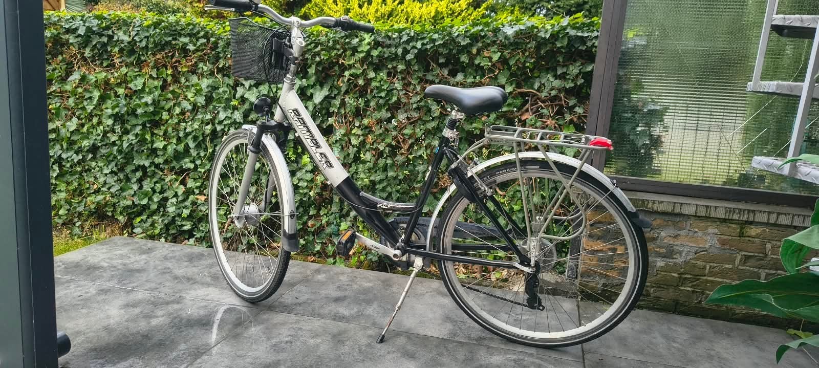 Damesfiets, Ophalen