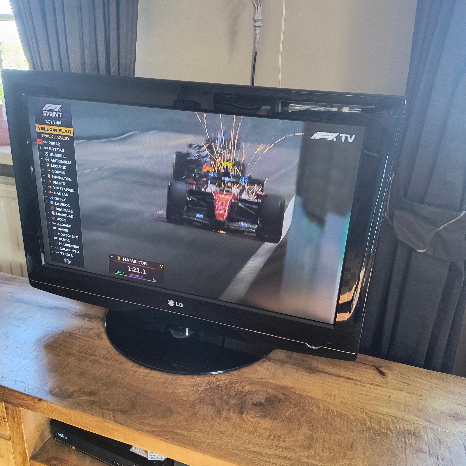 LG 32LG5000 LCD tv met voetsteun 

Te koop: een gebruikte LG, Ophalen, LCD, LG