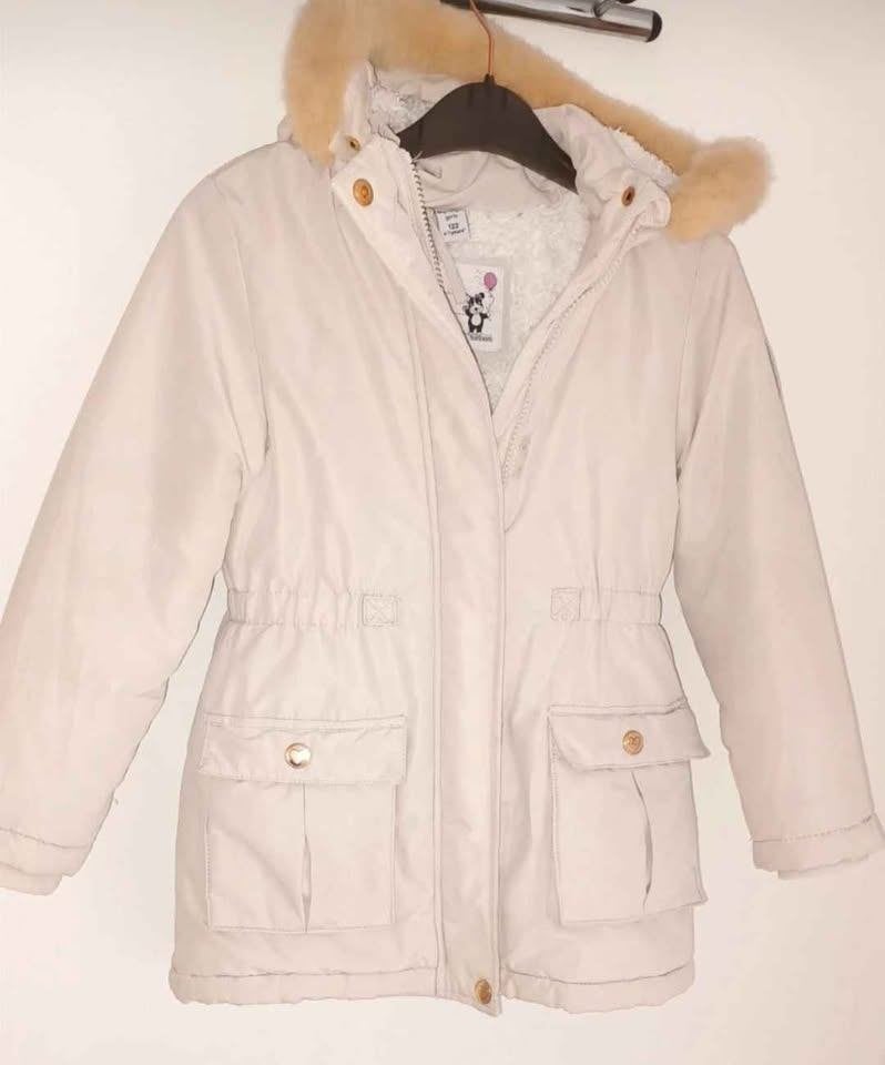 Manteau fille crème 7 ans 122 cm Takko fashion. 10 €, Kinderen en Baby's, Ophalen, Meisje, Jas