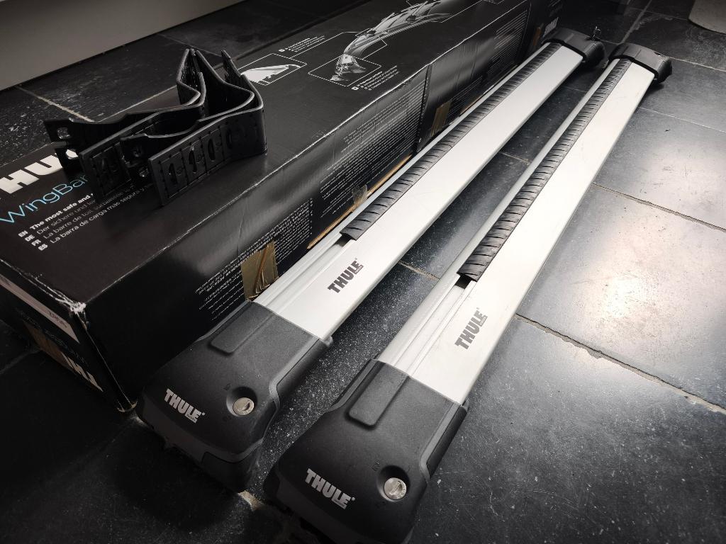 Thule WingBar Edge 9582, Auto diversen, Dakdragers, Ophalen of Verzenden, Zo goed als nieuw
