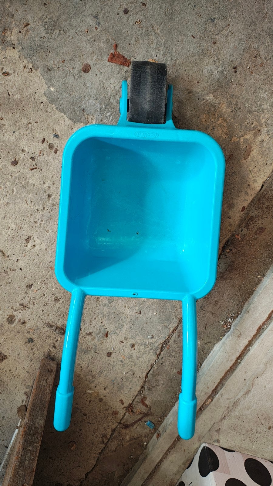 kinder kruiwagen, Ophalen