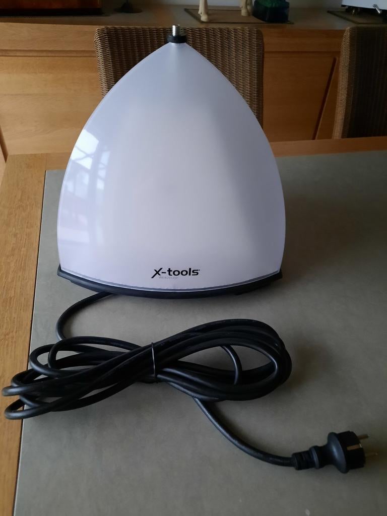 Bouwlamp,  360° , X - tools , energielabel A , NIEUW!, Ophalen