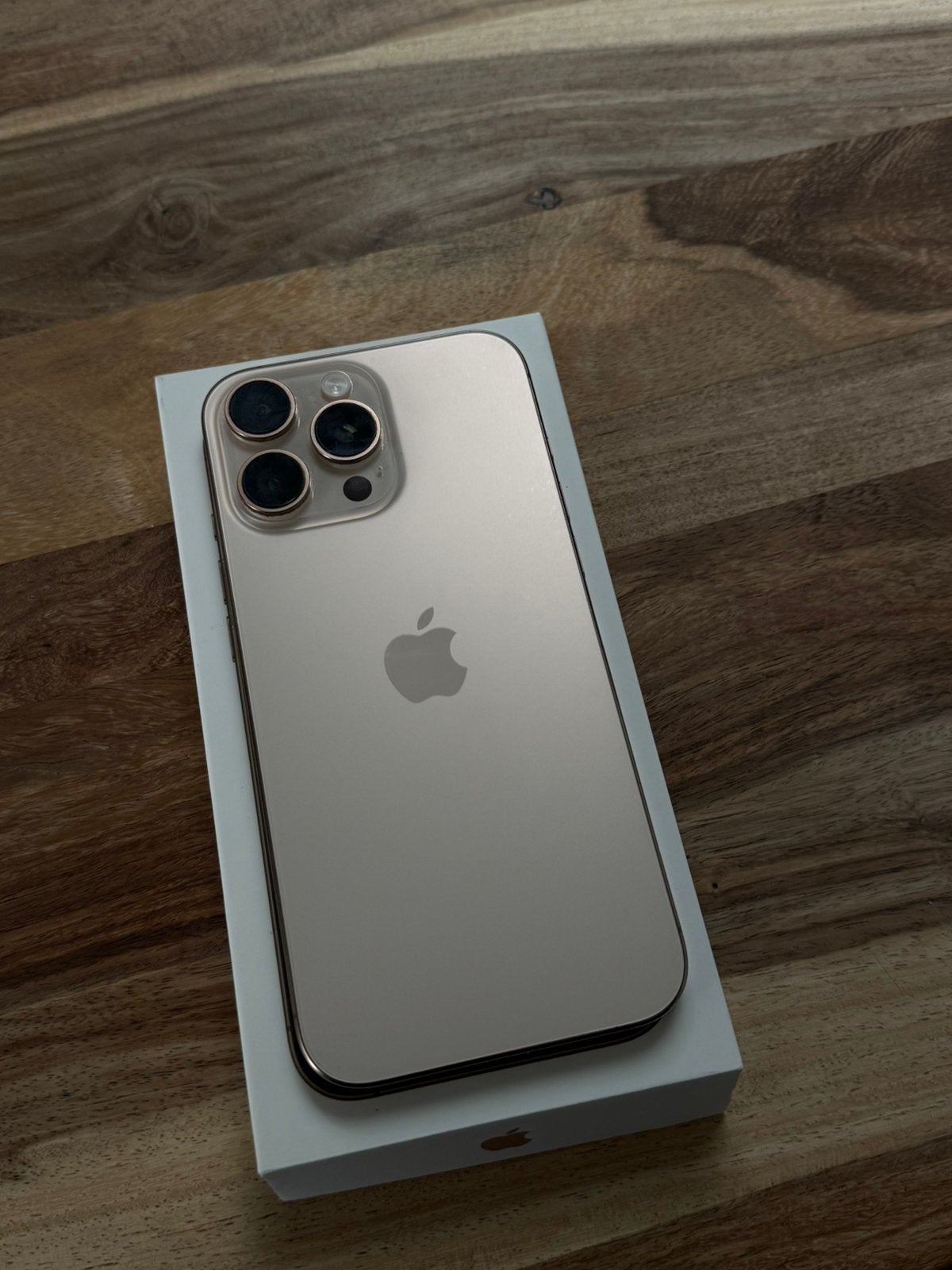 iPhone 16 Pro Max 265 Go, Télécoms, 256 GB, IPhone 16 Pro Max, Comme neuf, Enlèvement