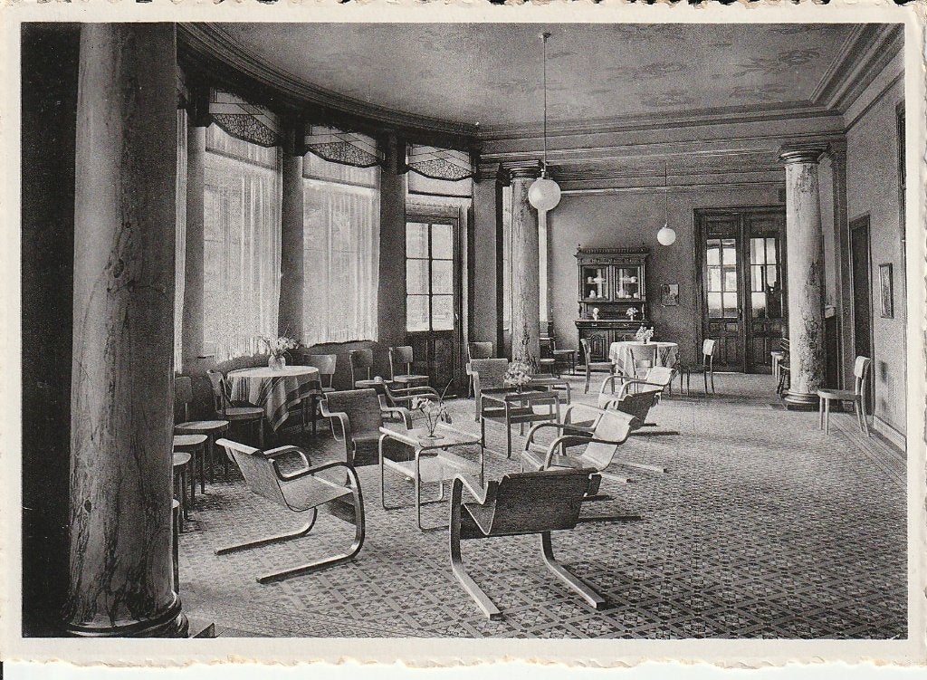 Melle. Caritas. Une Salle de réunion, Collections, Enlèvement ou Envoi, Non affranchie, Flandre Orientale