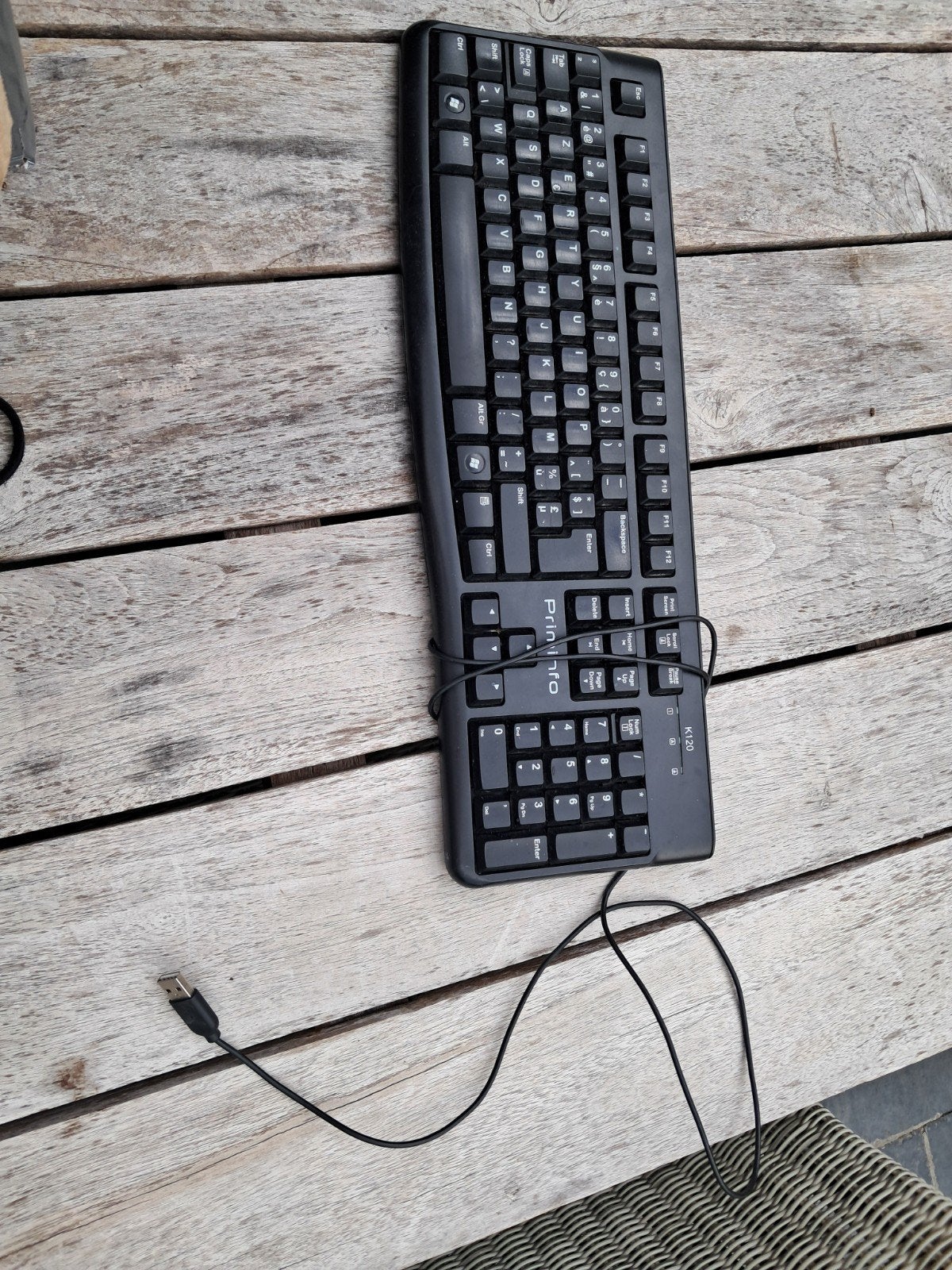 toetsenbord met kabel, Ophalen, Gebruikt, Azerty, Priminfo