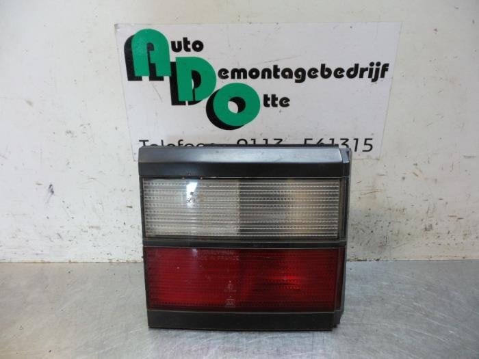 Feu arrière gauche d'un Volkswagen Passat (Passat 88-), Autos : Pièces & Accessoires, -, 3 mois de garantie, Utilisé, -