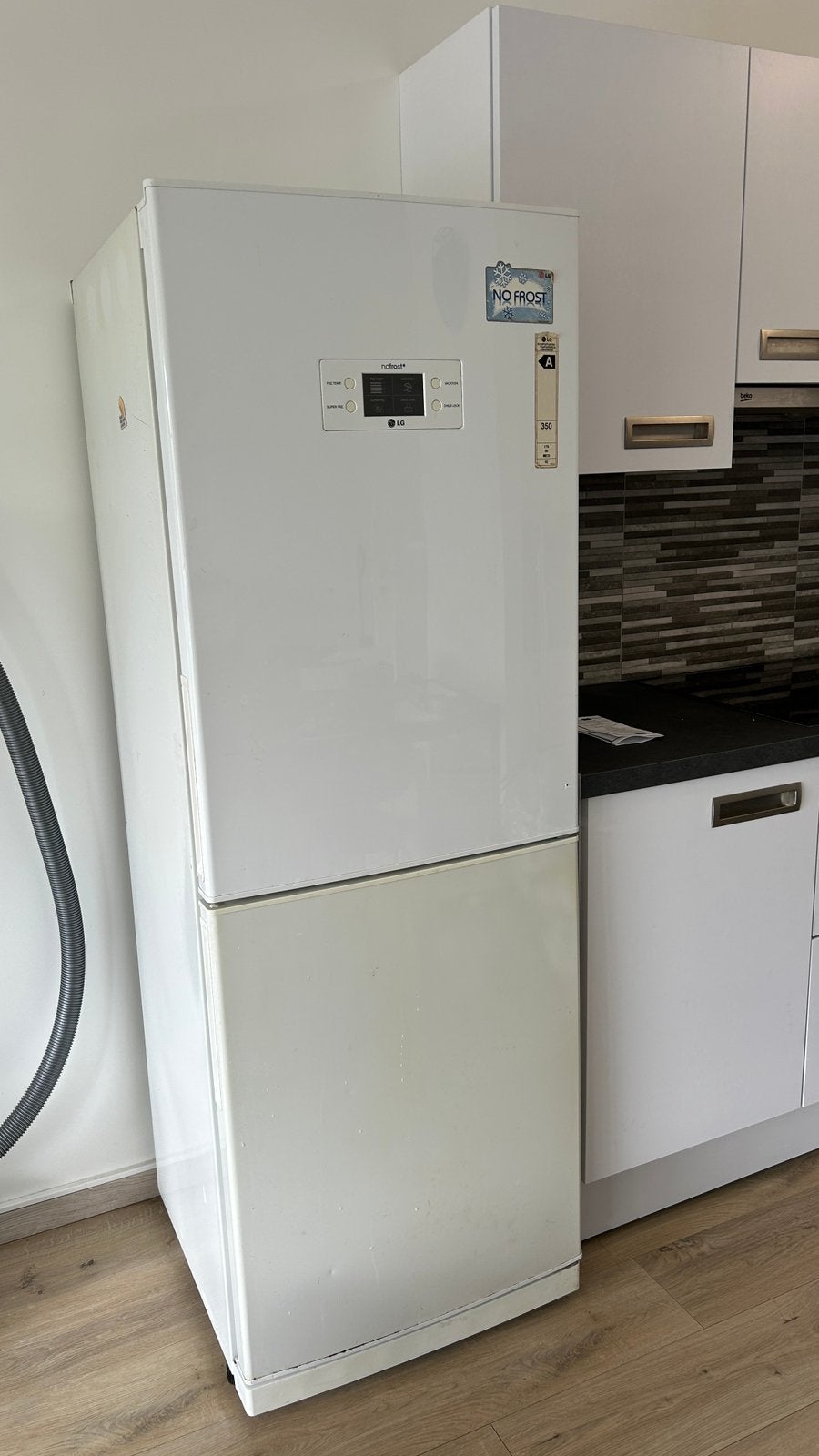 Frigo LG, Electroménager, Réfrigérateurs & Frigos, Enlèvement, Utilisé, Avec compartiment congélateur