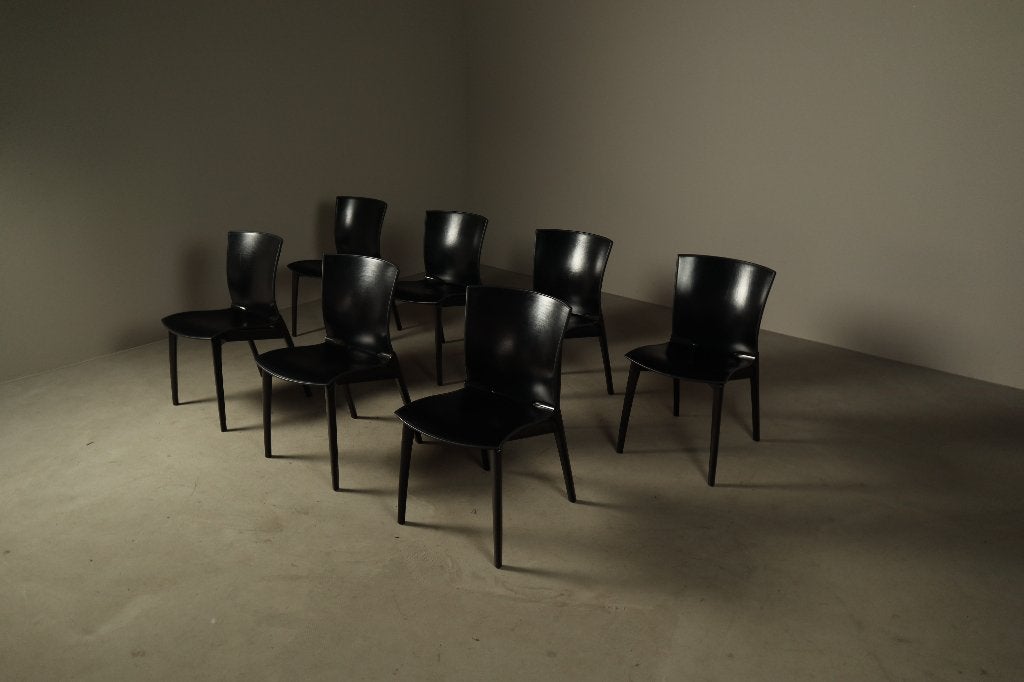 Set of Seven Cos Chairs by J. Lluscà for Cassina, Italy 1994, Huis en Inrichting, Stoelen, Leer, Zwart, Ophalen