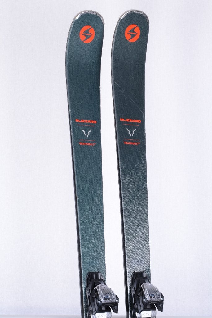 Skis BLIZZARD BRAHMA 82 SP 145 ; 152 ; 159 cm, gris/noir, Autres marques, Carving, Skis, 140 à 160 cm