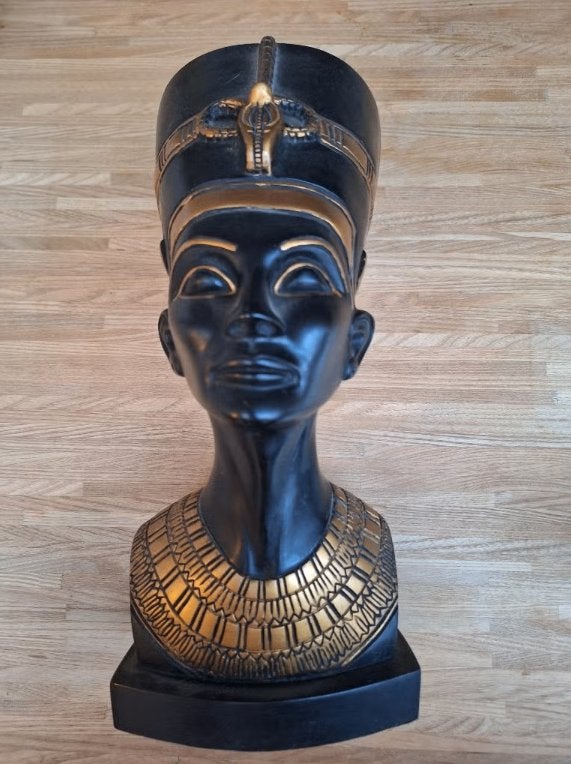 Statue de Néfertiti, Enlèvement ou Envoi, Comme neuf, Humain