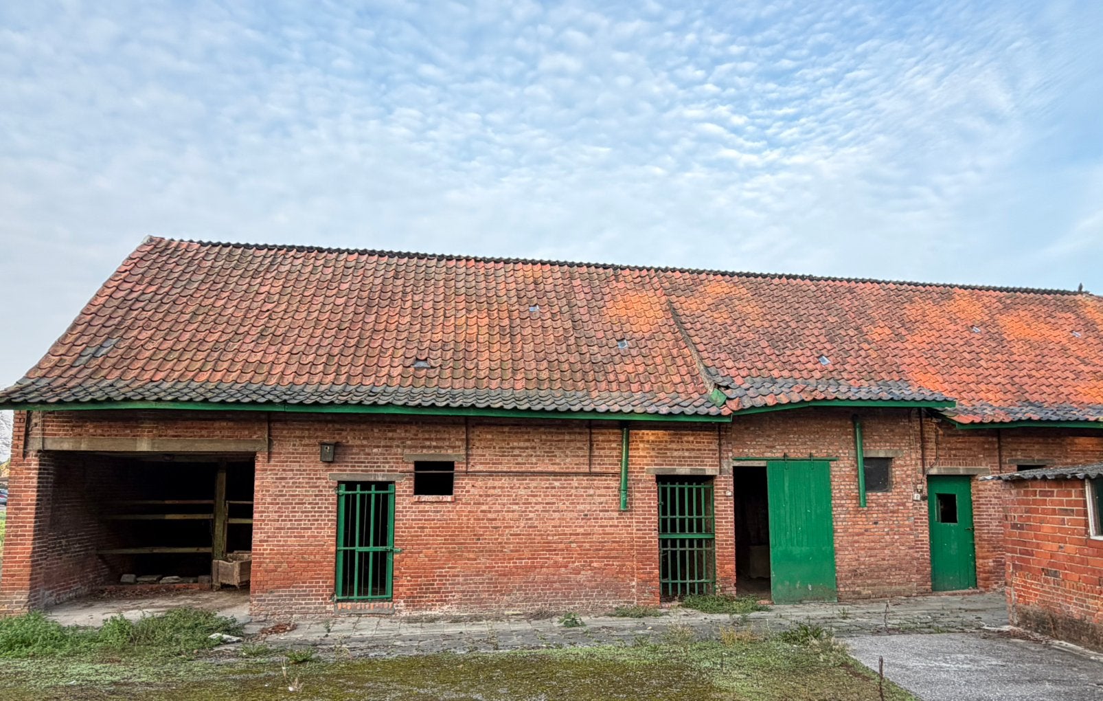 Circa 150 m2 rode boomse dakpannen, Doe-het-zelf en Bouw, Ophalen, Gebruikt, Steen of Klei, 15 m² of meer