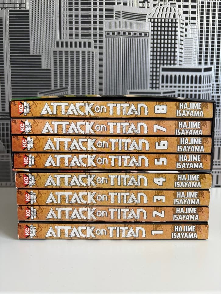 Attack on titan 1-8, Boeken, Meerdere comics, Ophalen of Verzenden, Zo goed als nieuw
