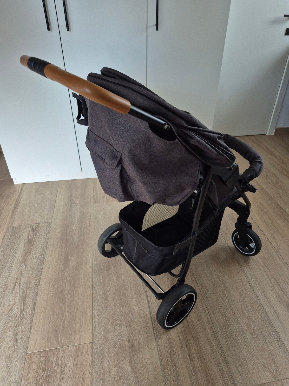 Kinder buggy babyGO grijs en maar 5- tal keer gebruikt, Kinderen en Baby's, Buggy's, Ophalen