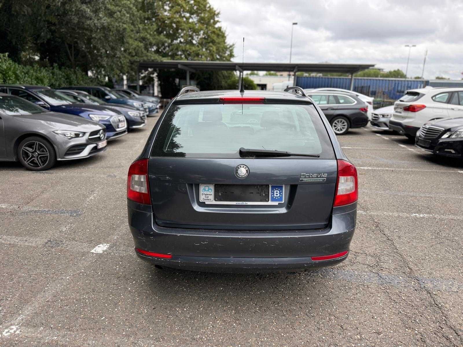 2010 Skoda octavia Combi 1Z - Stationwagen, Auto's, Euro 5, Gebruikt, Bedrijf, Diesel