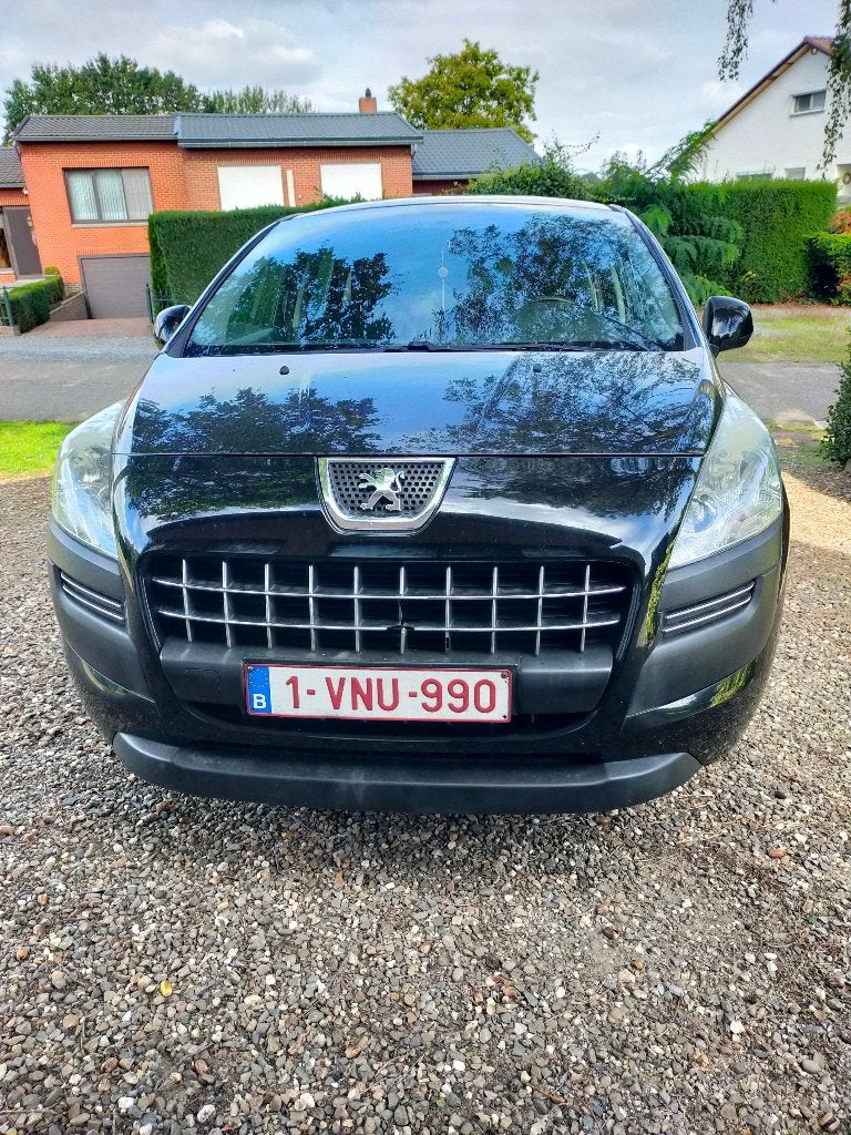 Peugeot 3008 Benzine en L.P.G., Voorwielaandrijving, Stof, Zwart, 4 cilinders