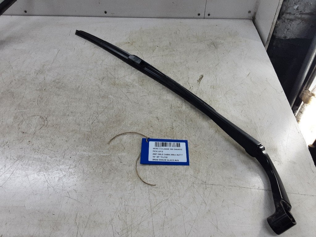 BRAS ESSUIE GLACE AVANT GAUCHE Mercedes-Benz X (470), Autos : Pièces & Accessoires, Mercedes-Benz, Mevr. I. Hauben, Utilisé, Rue de l'Espoir 34 34
4030  GRIVEGNÉE, BE